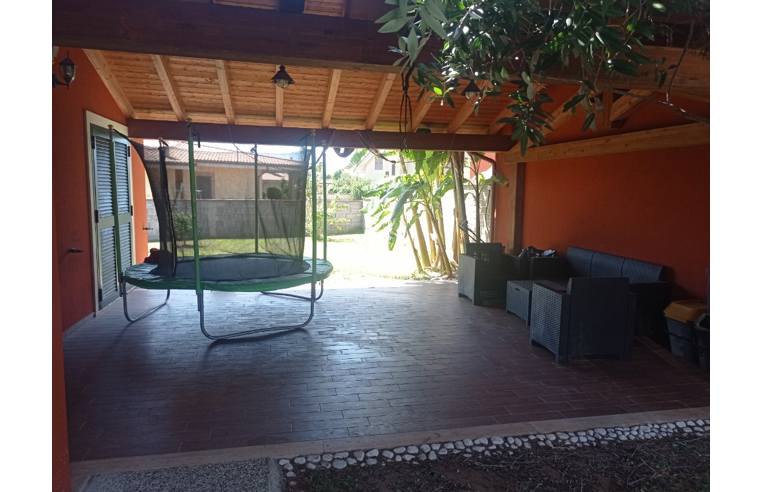 casa indipendente in vendita ad Anzio in zona Villa Claudia