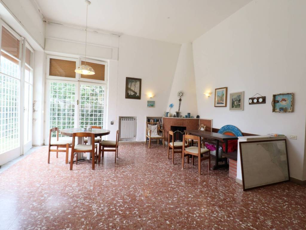 casa indipendente in vendita ad Anzio in zona Mare