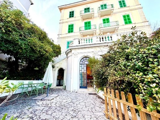 appartamento in vendita ad Anzio in zona Mare