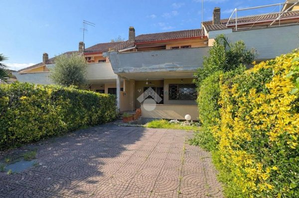 casa indipendente in vendita ad Anzio in zona Cincinnato