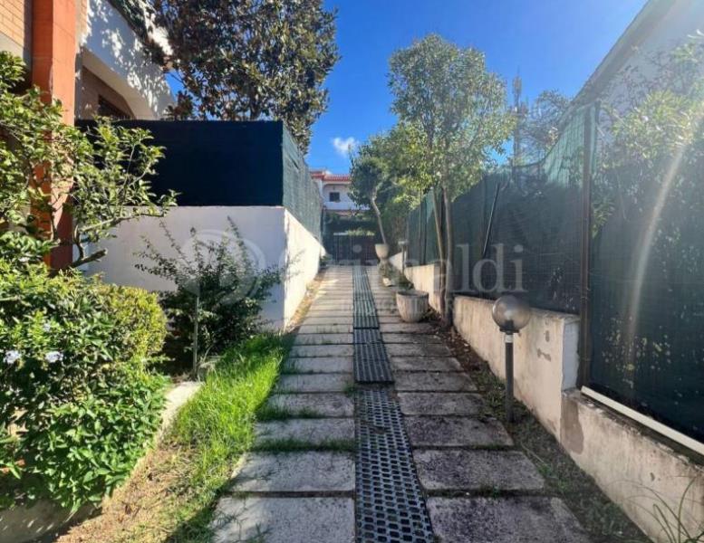 casa indipendente in vendita ad Anzio in zona Lido delle Sirene