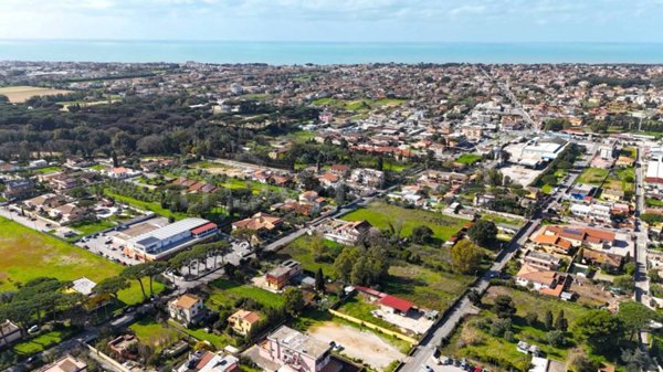 appartamento in vendita ad Anzio in zona Villa Claudia