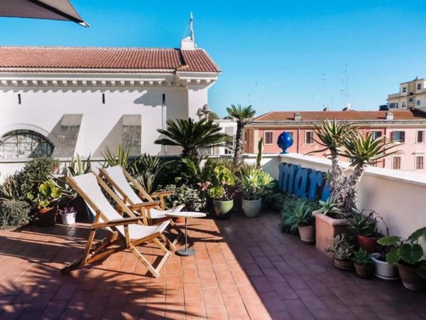 appartamento in vendita ad Anzio in zona Mare