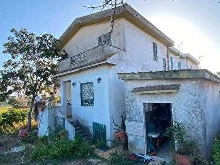 casa indipendente in vendita ad Anzio in zona Villa Claudia