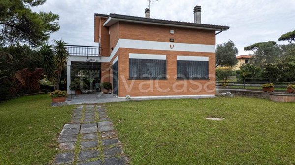 casa indipendente in vendita ad Anzio in zona Mare