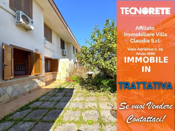 appartamento in vendita ad Anzio in zona Villa Claudia