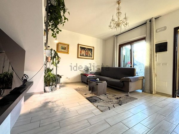 casa indipendente in vendita ad Anzio in zona Villa Claudia