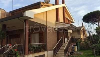 casa indipendente in vendita ad Anzio