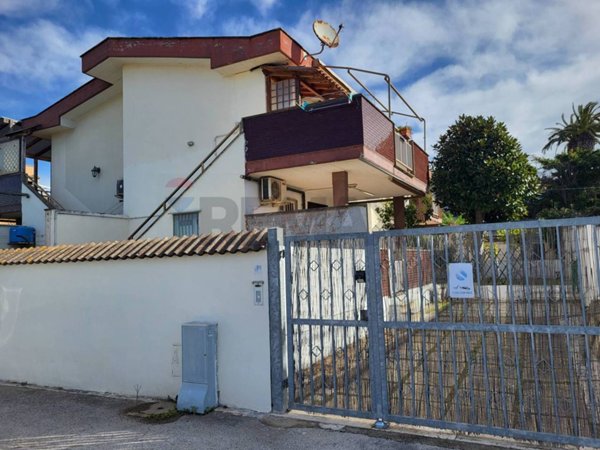 casa indipendente in vendita ad Anzio in zona Cincinnato