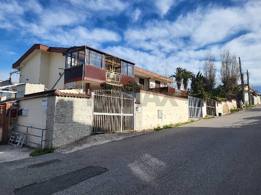 casa indipendente in vendita ad Anzio in zona Mare