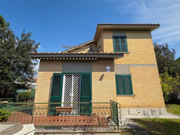 casa indipendente in vendita ad Anzio in zona Cincinnato