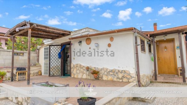 appartamento in vendita ad Anzio in zona Stazione