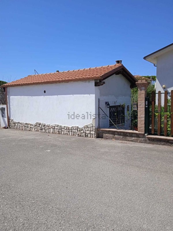 appartamento in vendita ad Anzio in zona Lido dei Pini