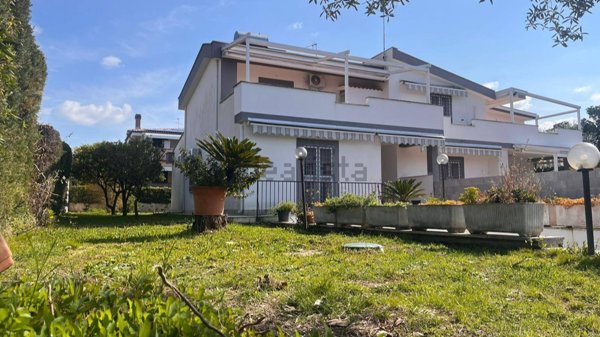 casa indipendente in vendita ad Anzio