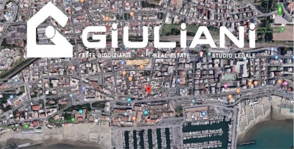 negozio in vendita ad Anzio