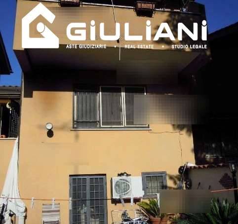 casa indipendente in vendita ad Anzio