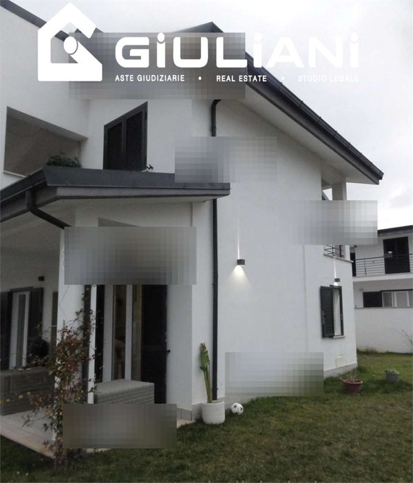 casa indipendente in vendita ad Anzio