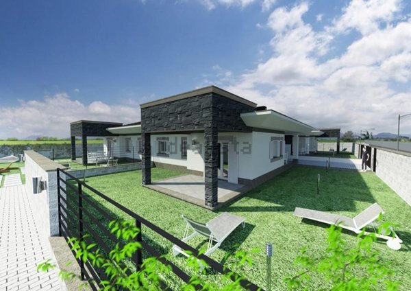 casa indipendente in vendita ad Anzio