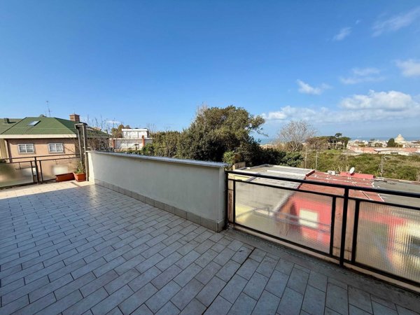 appartamento in vendita ad Anzio in zona Mare