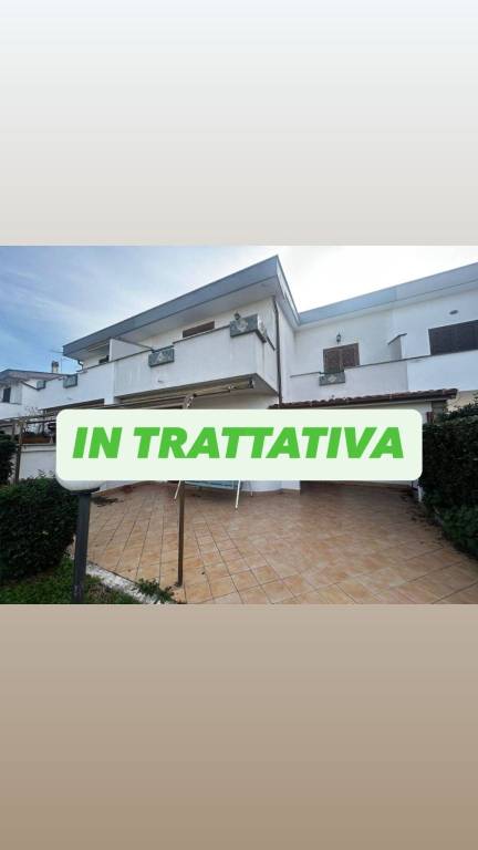 casa indipendente in vendita ad Anzio in zona Villa Claudia