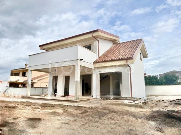 casa indipendente in vendita ad Anzio