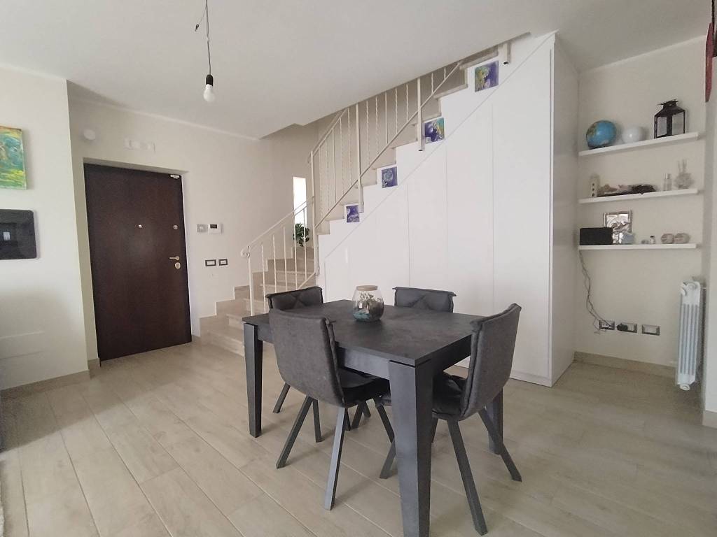 casa indipendente in vendita ad Anzio in zona Mare