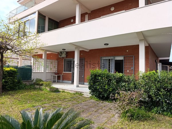 appartamento in vendita ad Anzio in zona Mare