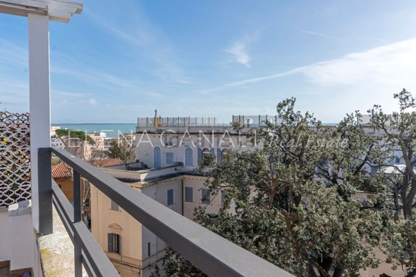 appartamento in vendita ad Anzio in zona Stazione