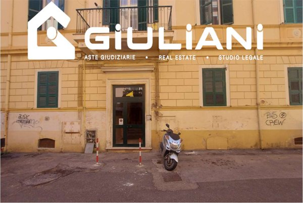 locale di sgombero in vendita ad Anzio