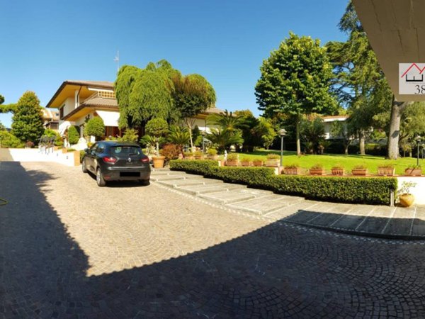 casa indipendente in vendita ad Anzio in zona Mare