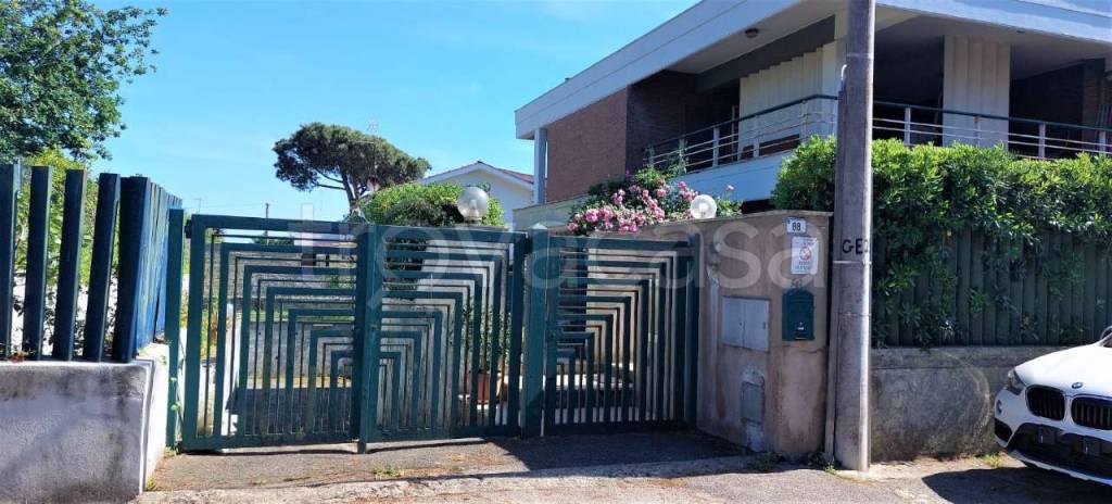 casa indipendente in vendita ad Anzio in zona Lido dei Pini
