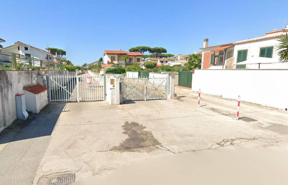 casa indipendente in vendita ad Anzio
