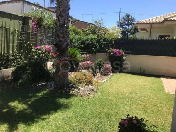 casa indipendente in vendita ad Anzio in zona Cincinnato
