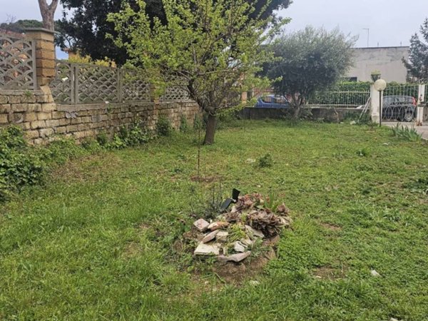 appartamento in vendita ad Anzio in zona Lido dei Pini