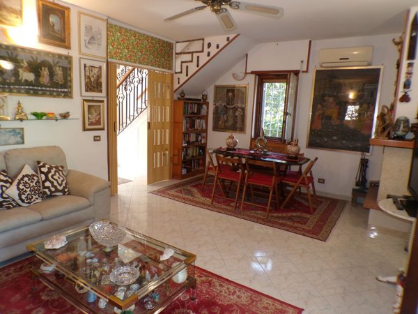 casa indipendente in vendita ad Anzio