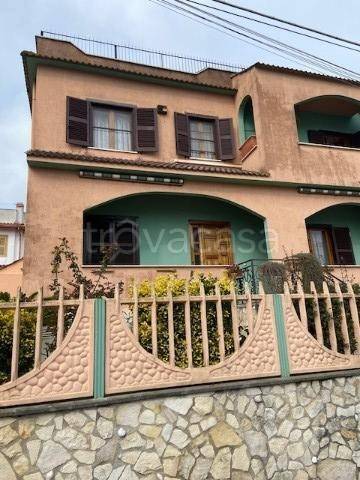 casa indipendente in vendita ad Anzio