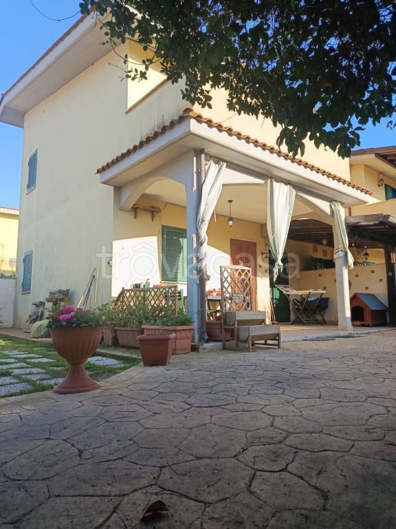 casa indipendente in vendita ad Anzio