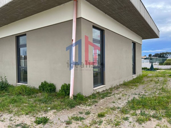 trivano in vendita ad Anzio