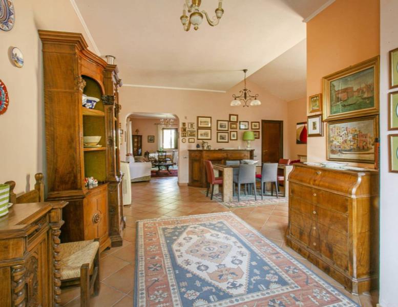casa indipendente in vendita ad Anzio in zona Villa Claudia