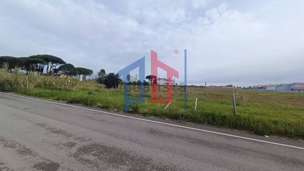 negozio in vendita ad Anzio in zona Cincinnato