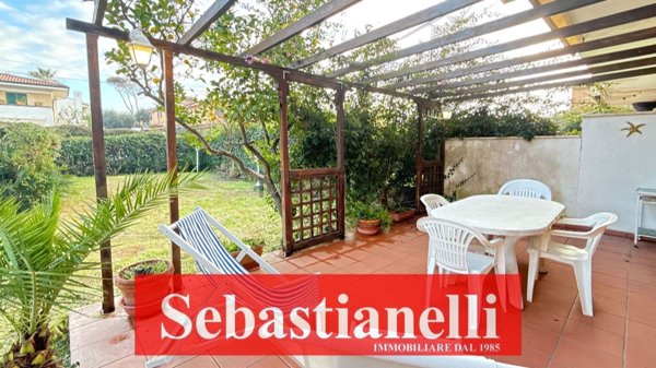 appartamento in vendita ad Anzio in zona Mare