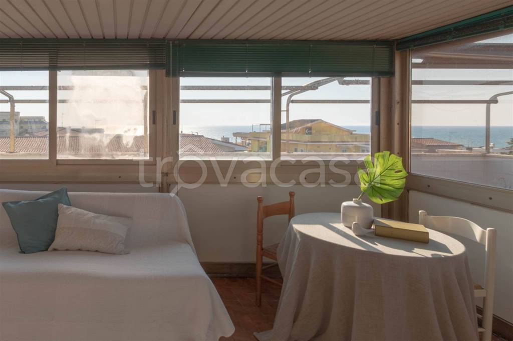 appartamento in vendita ad Anzio in zona Marechiaro