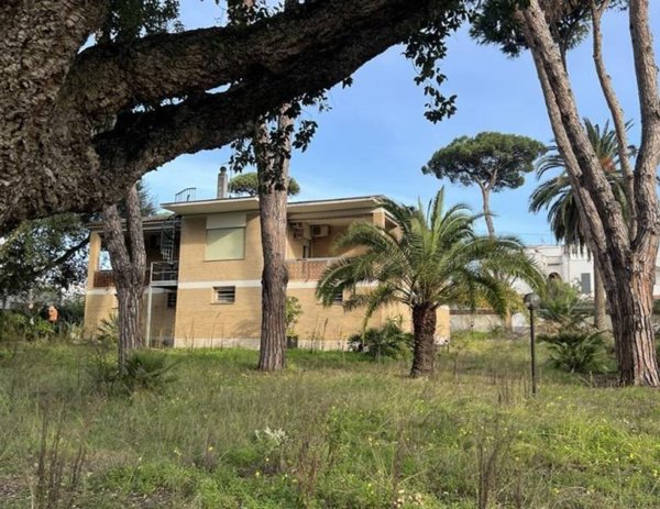 casa indipendente in vendita ad Anzio in zona Mare