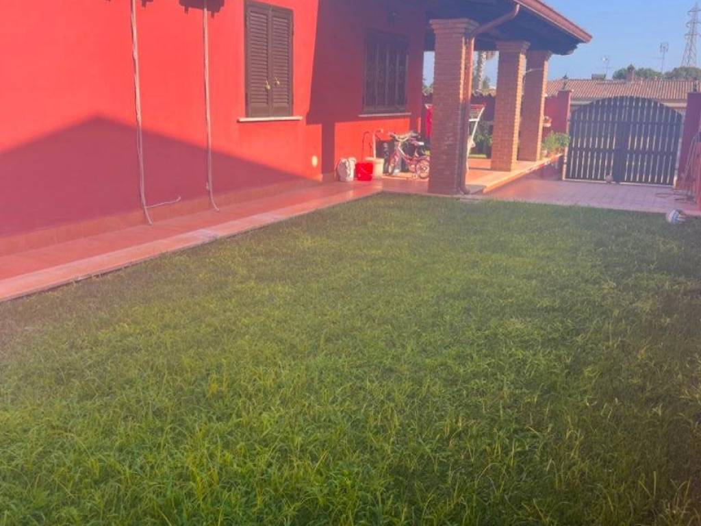 casa indipendente in vendita ad Anzio