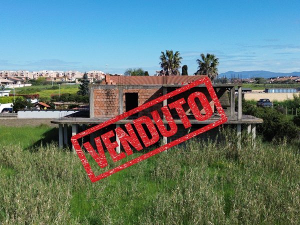casale in vendita ad Anzio
