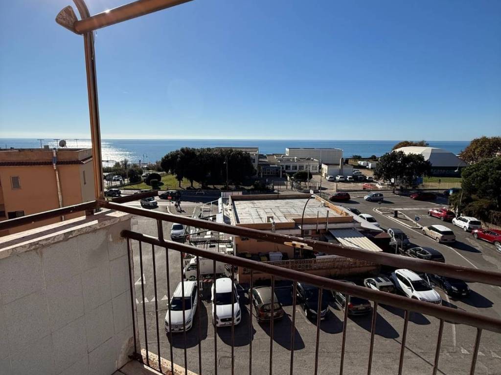 appartamento in vendita ad Anzio in zona Anzio Colonia