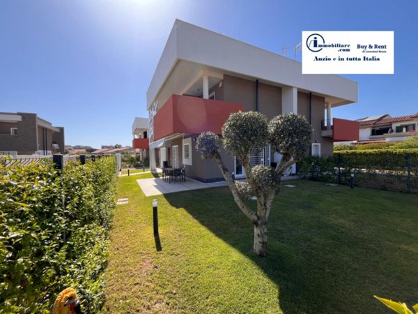 casa indipendente in vendita ad Anzio in zona Stazione