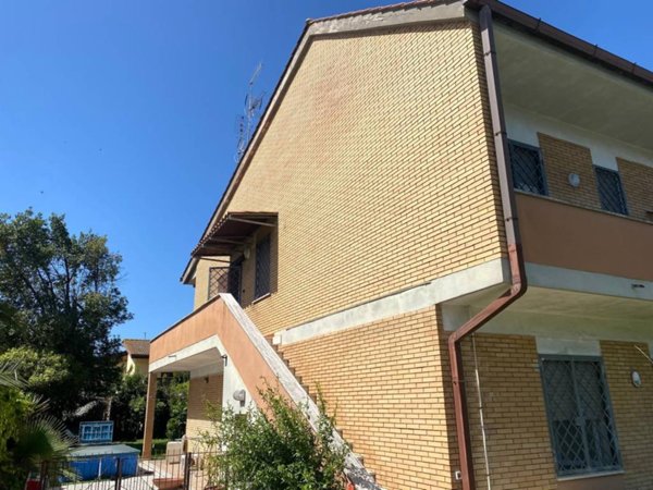 appartamento in vendita ad Anzio in zona Mare