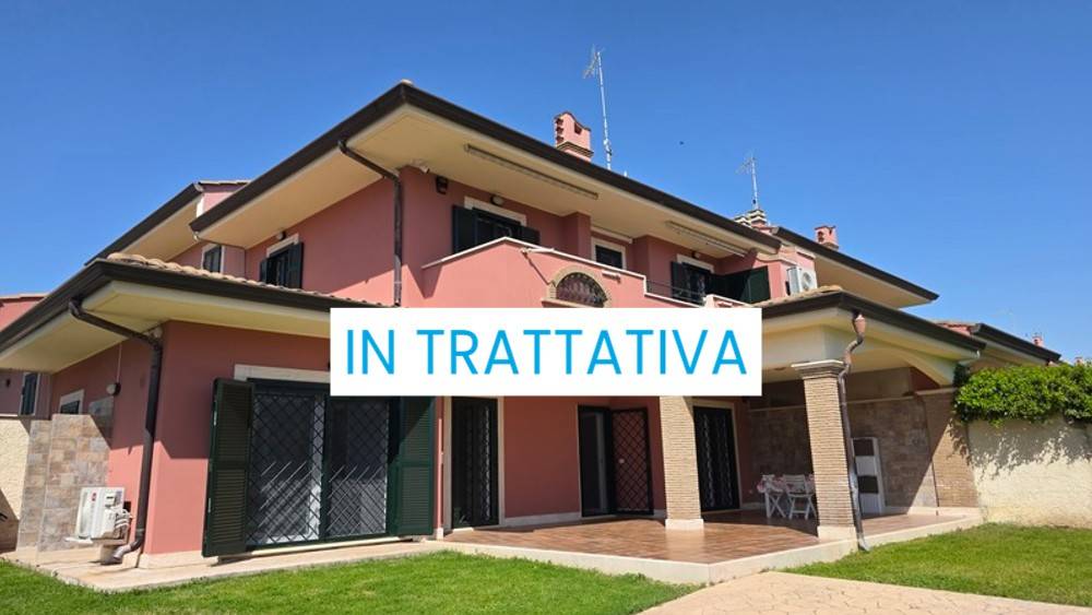 casa indipendente in vendita ad Anzio