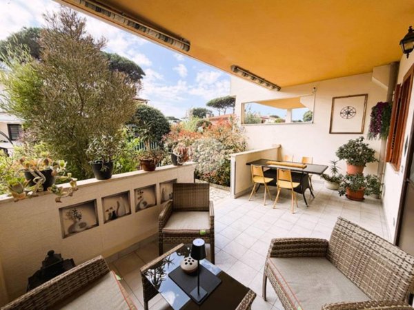 appartamento in vendita ad Anzio in zona Villa Claudia